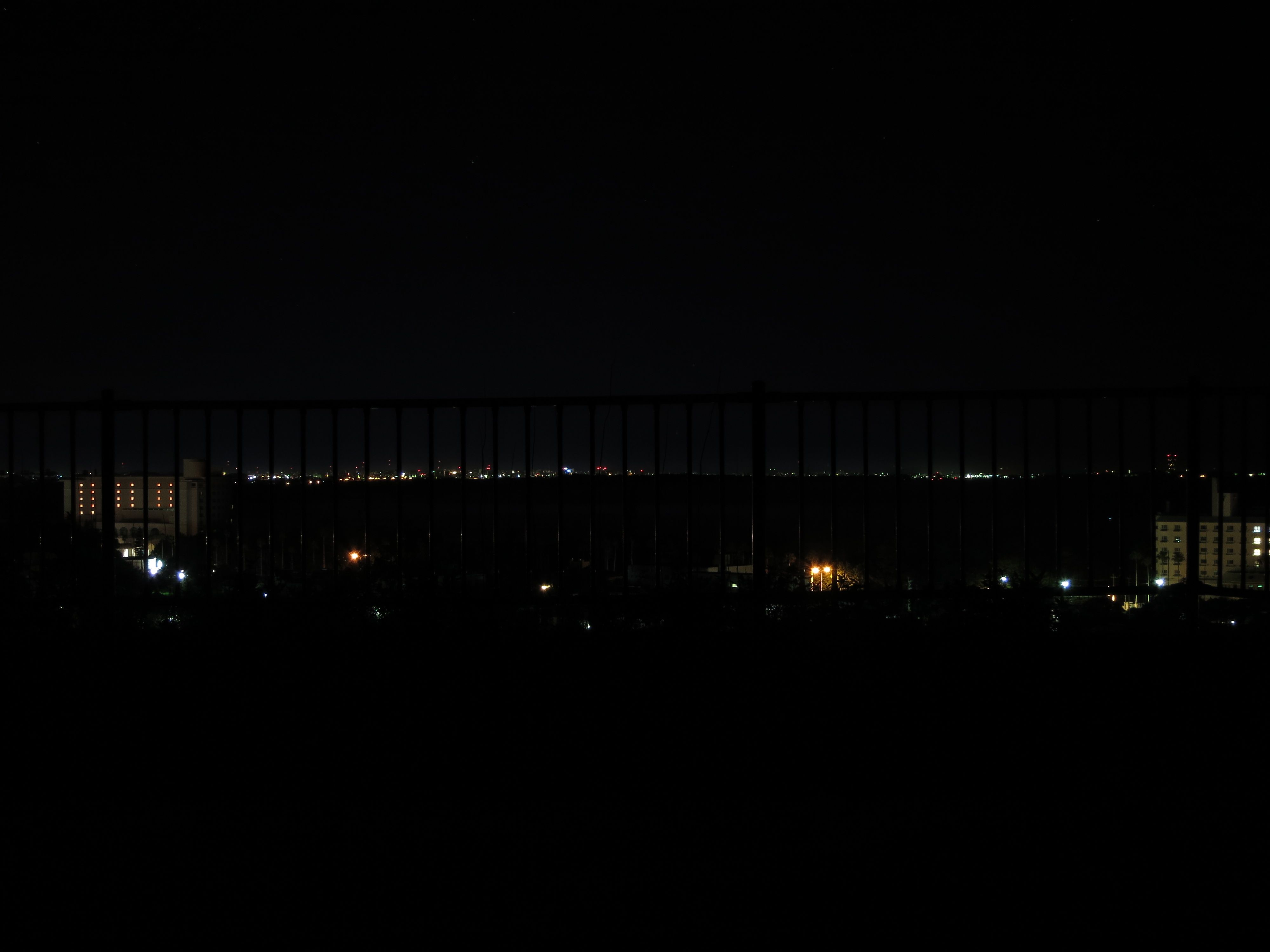 Miyazaki malam dari jauh